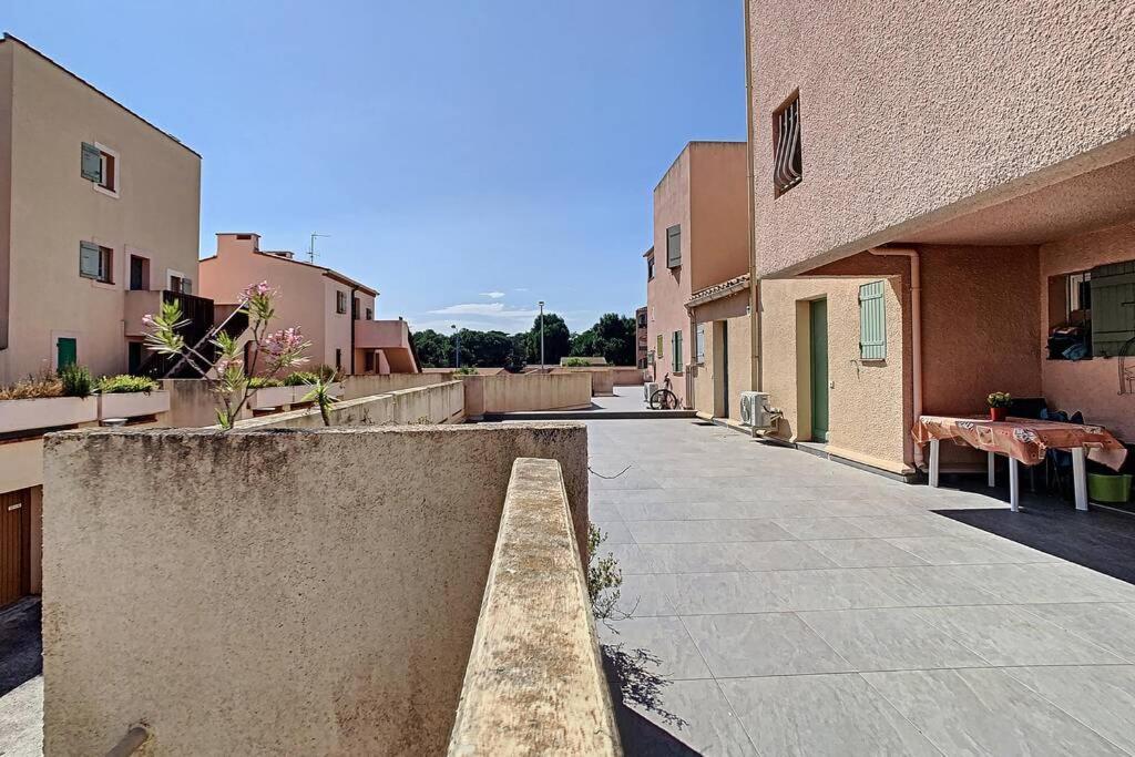Appartement Renove 4 Personnes Saint Cyprien Port Exterior foto