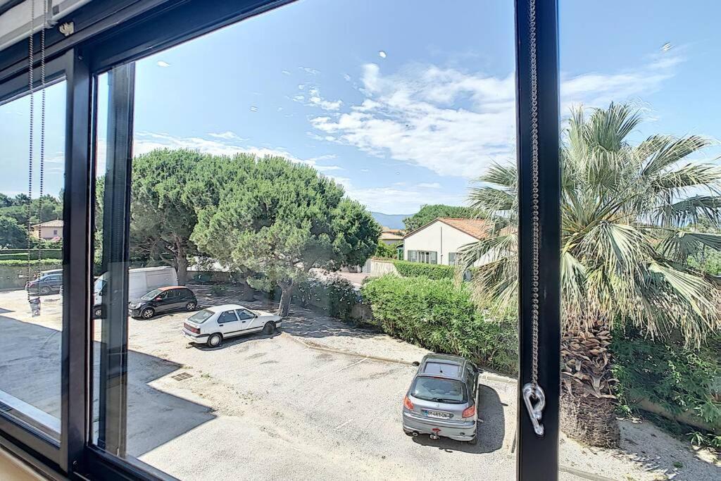 Appartement Renove 4 Personnes Saint Cyprien Port Exterior foto